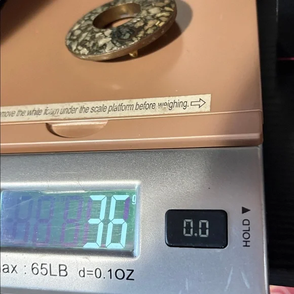 VINTAGE GENUINE INLAY AGATE BRASS BACKING MADE IN INDIA DONUT SHAPED 2.3" BROOCH - Picture 8 of 9